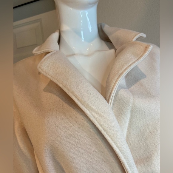 JS~Solid Cream~Notched Lapel~Duel Pocket~Belted~Lightweight~Trench Coat~Size S - Picture 3 of 14